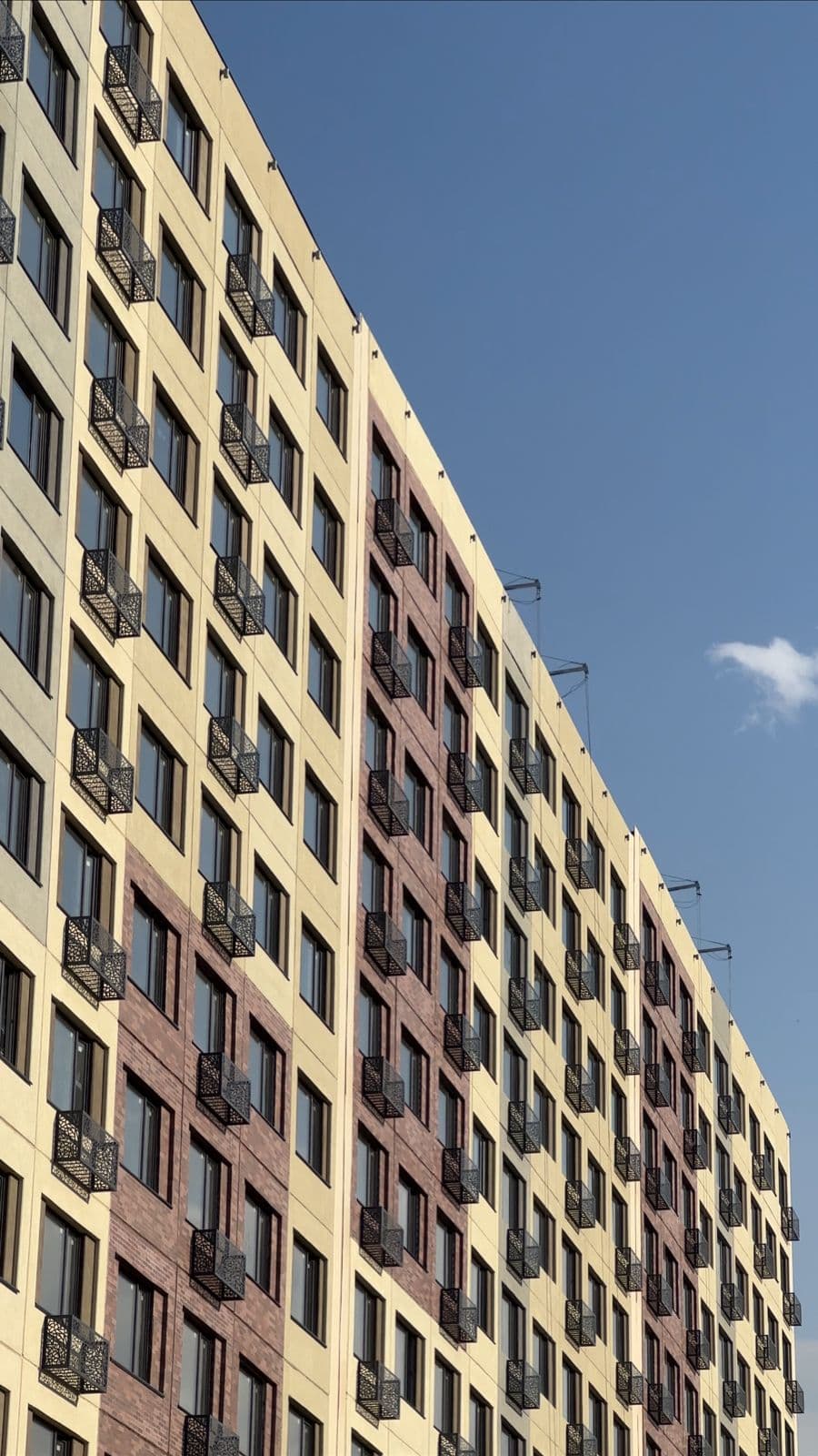 ЖК Auezov City — главный фасад